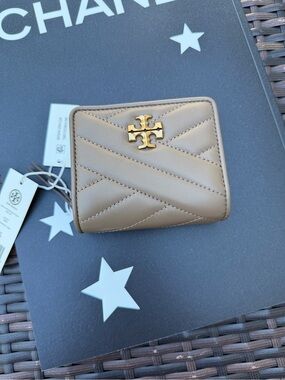 Tory Burch Quilted Chevron Small Wallet in Taupe with Gold Logo